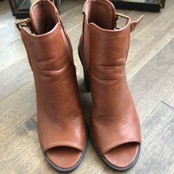 H&M Ankle/Peep Toe Boots - Picture 4 of 4